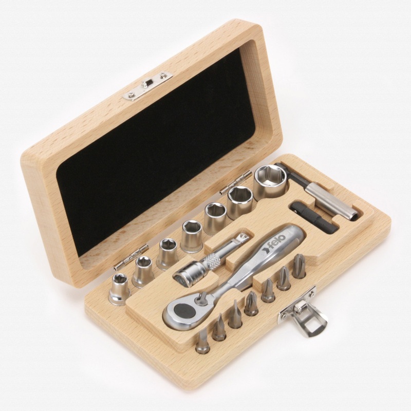 Felo XS 18 Classic 18 pc Wood Case Set - Metric